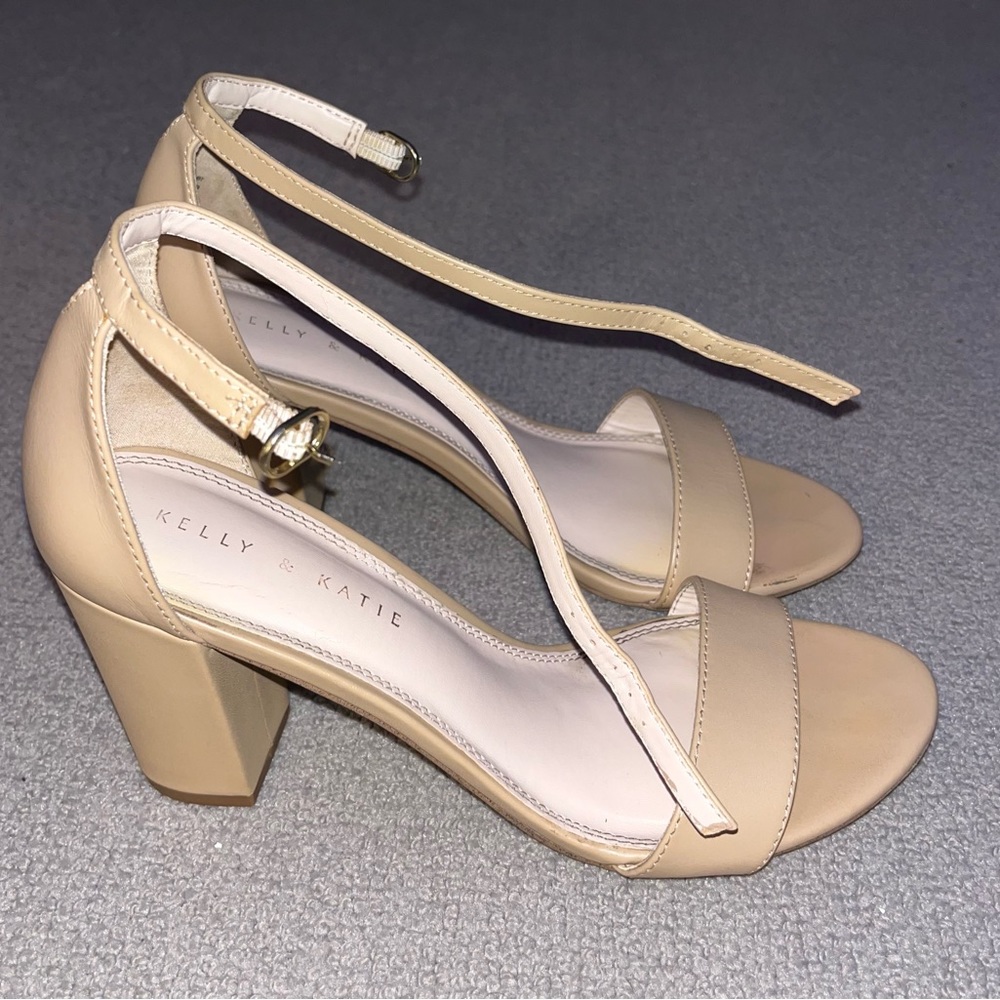 Tan heels